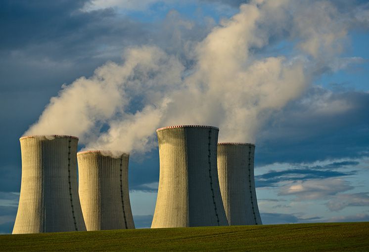 UNI impulsa reflexi&oacute;n sobre resurgimiento de la energ&iacute;a nuclear ante el cambio clim&aacute;tico