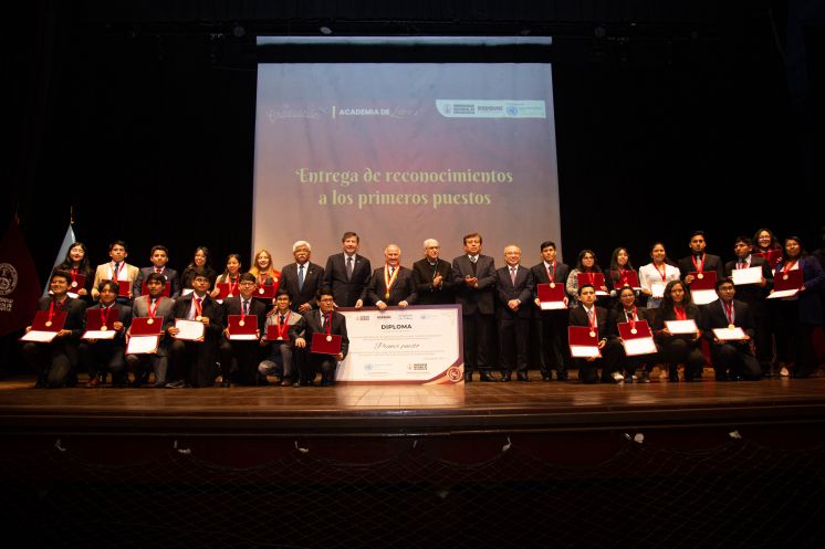 UNI clausura Academia de Líderes con más de 700 jóvenes graduados de 25 regiones del Perú