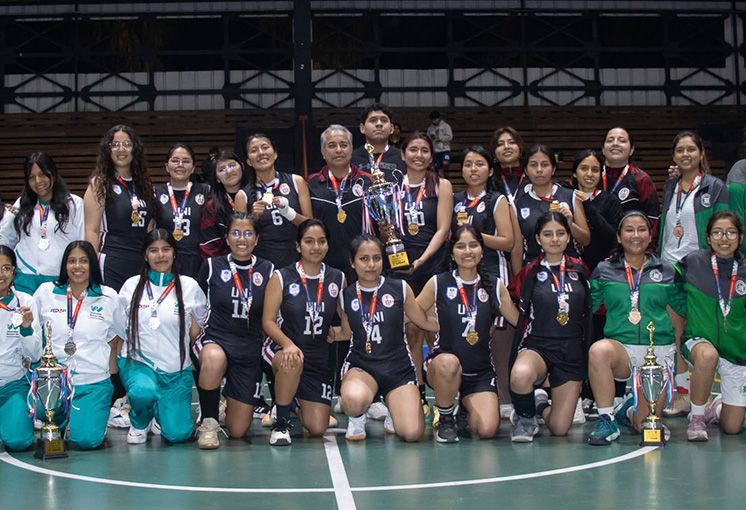 Deportistas de la UNI destacan en reconocidas competencias nacionales e internacionales