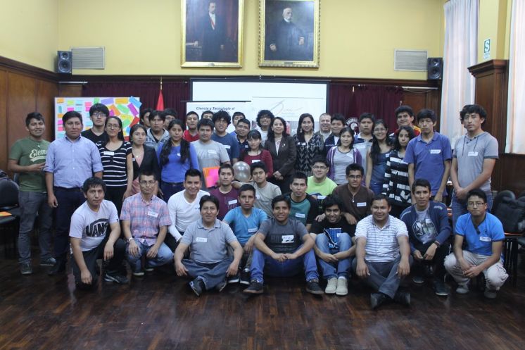 Estudiantes de la UNI recibieron taller para mejorar sus competencias laborales