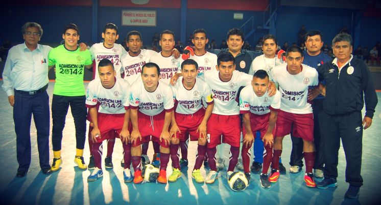 Equipo de Futsal UNI ganó partido contra el club Dynamo