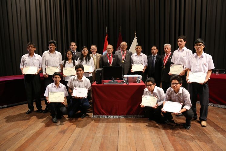 UNI realizó la Ceremonia de Bienvenida a los Ingresantes 2016-1