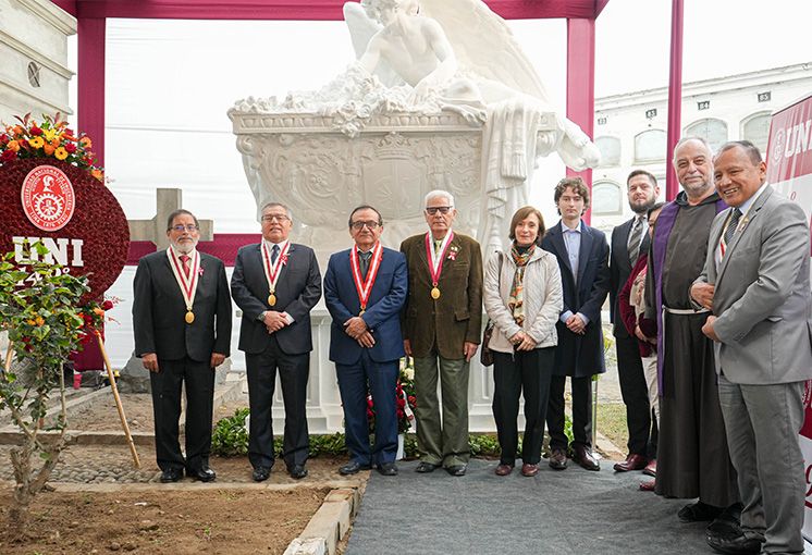 UNI rinde homenaje a su fundador en emotiva romer&iacute;a por el 149&deg; aniversario de creaci&oacute;n