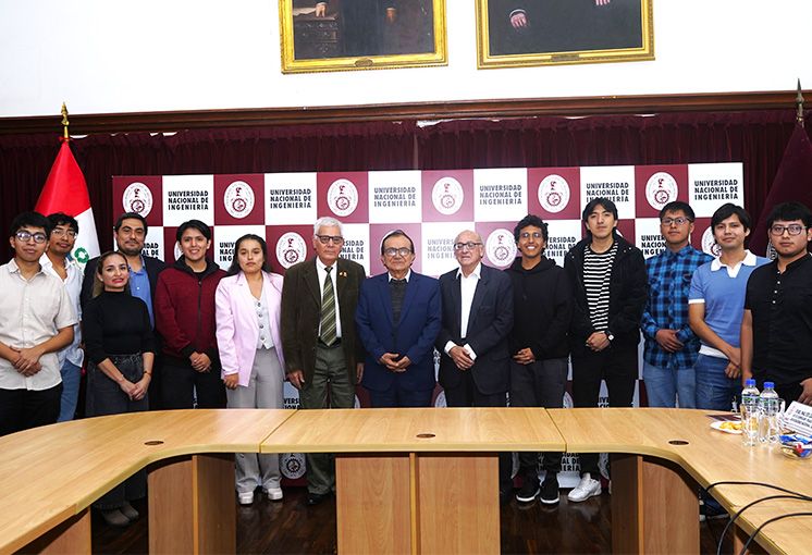 UNI fortalece internacionalizaci&oacute;n: 15 estudiantes viajan a Francia por doble titulaci&oacute;n