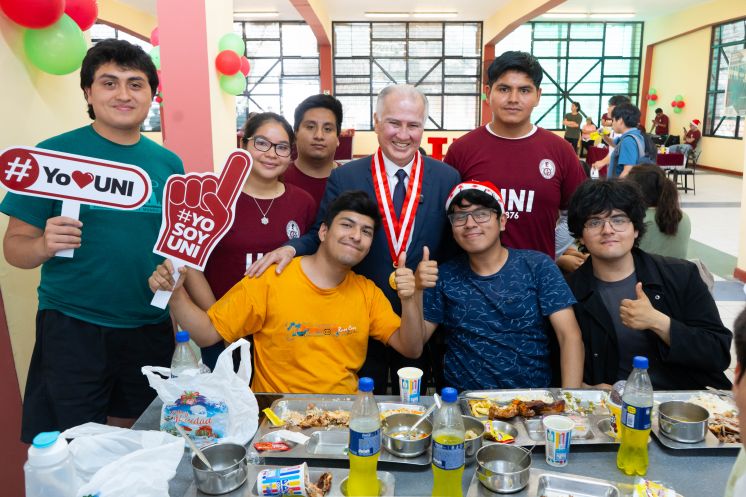 Desayuno y almuerzo navide&ntilde;o en la UNI convoc&oacute; a m&aacute;s de tres mil estudiantes de todas las regiones del Per&uacute; en el comedor universitario