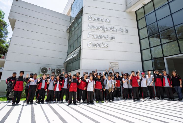 Cientos de escolares de Lima, Callao y Piura visitan la UNI para conocer sus carreras y laboratorios