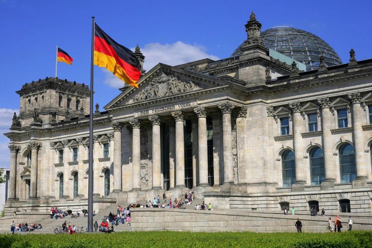 Egresados UNI estudiarán becados en Alemania