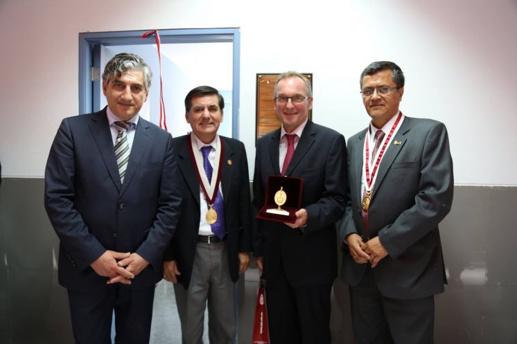 Inauguran laboratorio “Sistema de Investigación Ambiental” en la Facultad de Ingeniería Ambiental