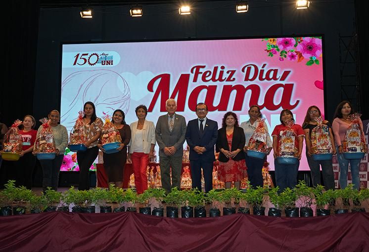 UNI realiz&oacute; homenaje por el D&iacute;a de la Madre con presentaciones art&iacute;sticas y actividades especiales