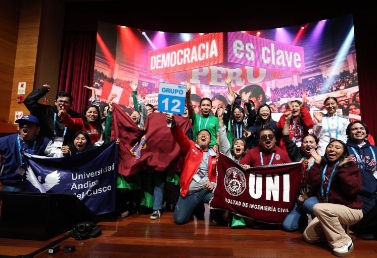 UNI destac&oacute; en el CADE Universitario 2026 y obtuvo primer puesto en desaf&iacute;o nacional de innovaci&oacute;n