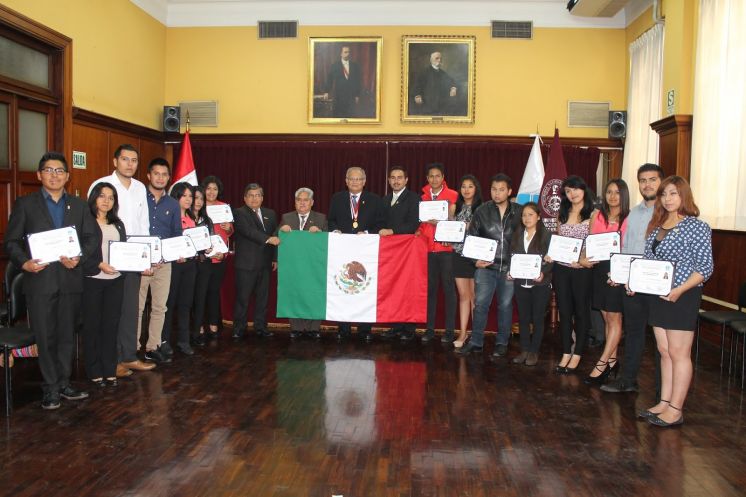 Clausuraron programa de especialización para universitarios mexicanos