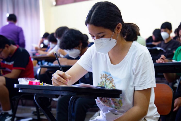 Finaliza examen de Admisión 2024-I en la UNI con física y química