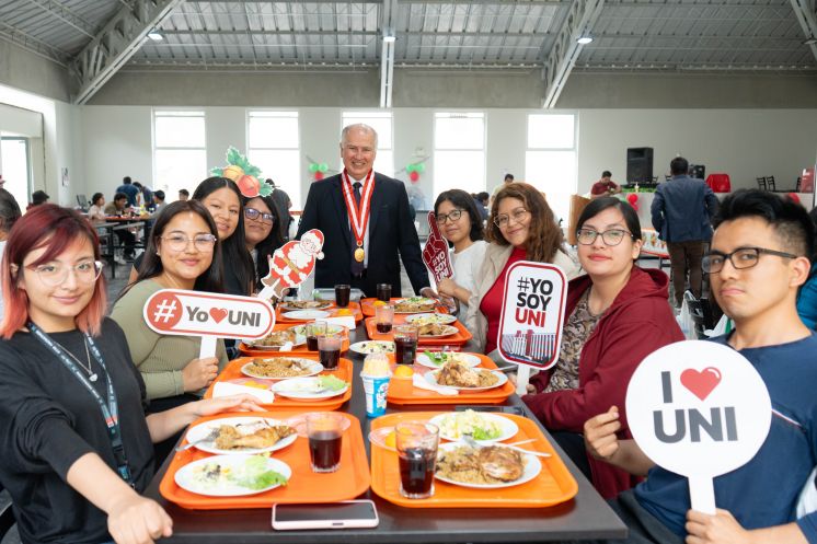 Residentes universitarios de todas las regiones del Per&uacute; homenajeados por su esfuerzo y talento con un almuerzo navide&ntilde;o&nbsp;