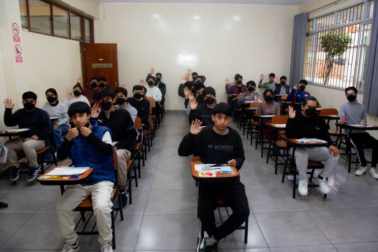 Primeros puestos del examen de admisión 2024-2 de la UNI destacan exigencia académica