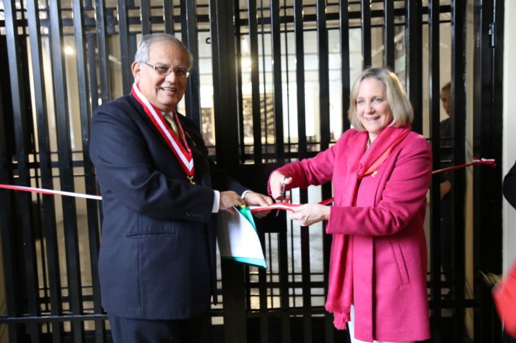 Con exposici&oacute;n de valiosas pinturas y esculturas peruanas del siglo XIX se inaugur&oacute; el Museo de Artes y Ciencias de la UNI