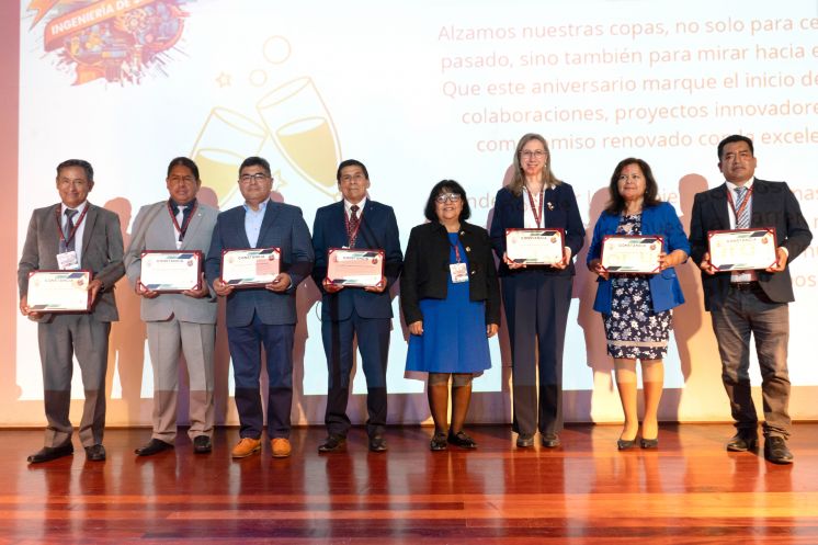 Carrera de Ingenier&iacute;a de Sistemas de la UNI celebra 50 a&ntilde;os de creaci&oacute;n con innovaci&oacute;n y liderazgo