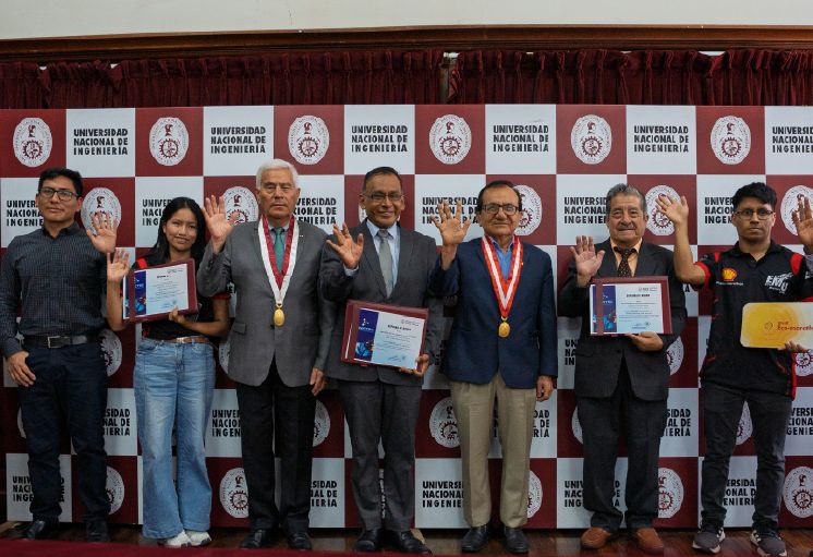 UNI premia la innovaci&oacute;n: UNICTEC 2025 reconoce a los mejores stands y proyectos tecnol&oacute;gicos del pa&iacute;s