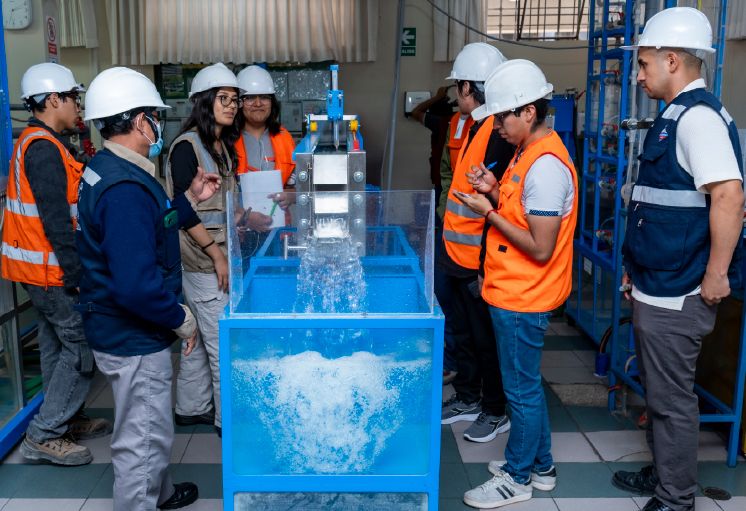 Laboratorio de Hidr&aacute;ulica de la UNI: formaci&oacute;n aplicada para futuros ingenieros civiles