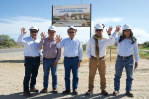 UNI reafirma compromiso contractual en...