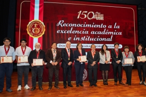 La UNI reconoció a quienes hacen...