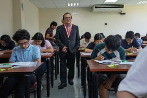 Universidad Nacional de Ingeniería...