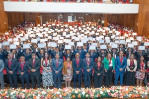 214 egresados de la UNI se incorporan...