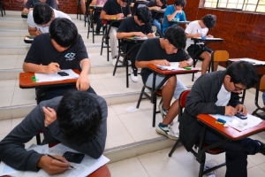 Examen final CEPRE UNI define el...