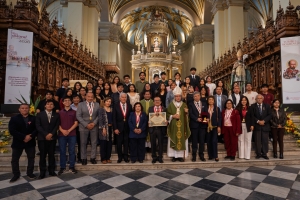 Monseñor Carlos Castillo destaca que...