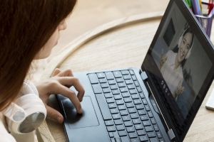 La UNI ofrece más de 100 cursos...