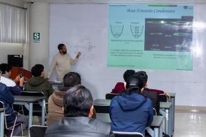 Exponen en UNI avances sobre...