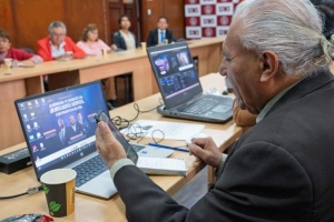 UNI realizó coloquio internacional...